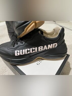 Gucci Men's Black Sneakers with White 'GUCCI BAND' Logo